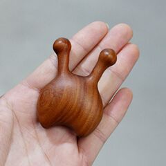 檀木按摩梳頭部眼部經絡按摩梳頭皮脫髮辦公學生疲勞刮鼻器小梳子