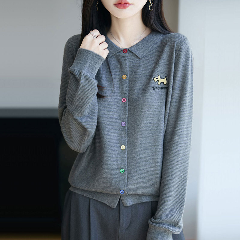 【厂家直供】翻领彩扣开衫毛衣外套女秋季新款宽松刺绣减龄针织衫|undefined