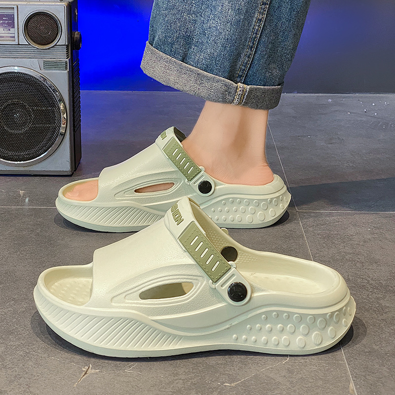 Zapatillas hombre 2025 nuevo verano interior casa baño baño antideslizante resistente al desgaste conducción al aire libre sandalias y zapatillas deportivas