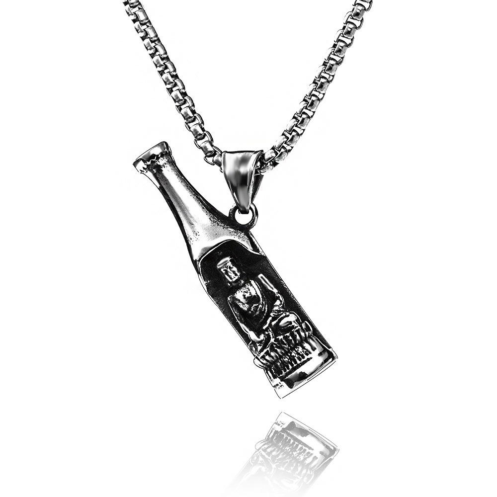 Comercio exterior joyería al por mayor de Europa y América retro punk cráneos hombres de acero de titanio colgante de acero inoxidable collar