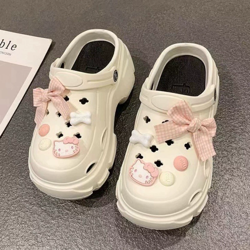 Мультяшные туфли с толстой подошной дырочкой для женщин, носящих новый летний интерьер