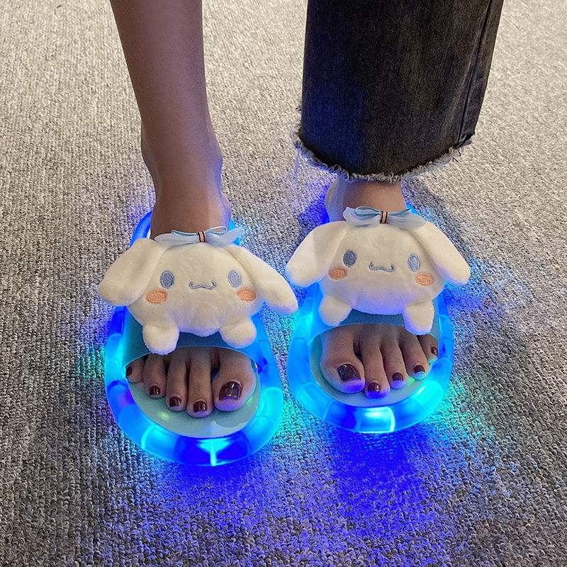 Luminous Slippers for Outdoor Wear, Summer 2025 New Model for Women, Beach Trendy Internet Celebrity Style, Super Popular Fashion Niche Cute One-Strap Sandals Luminous Slippers for Outdoor Wear, Summer 2025 New Model for Women, Beach Trendy Internet Celebrity Style, Super Popular Fashion Niche Cute One-Strap Sandals