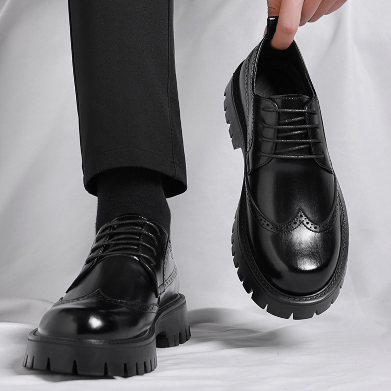 皮鞋男款2024新款秋季时尚男士商务休闲布洛克英伦休闲结婚新郎鞋