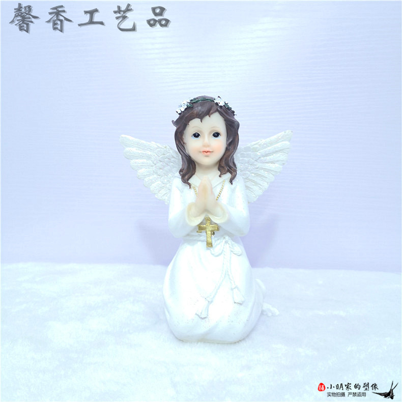 Ángel arrodillado 18 cm