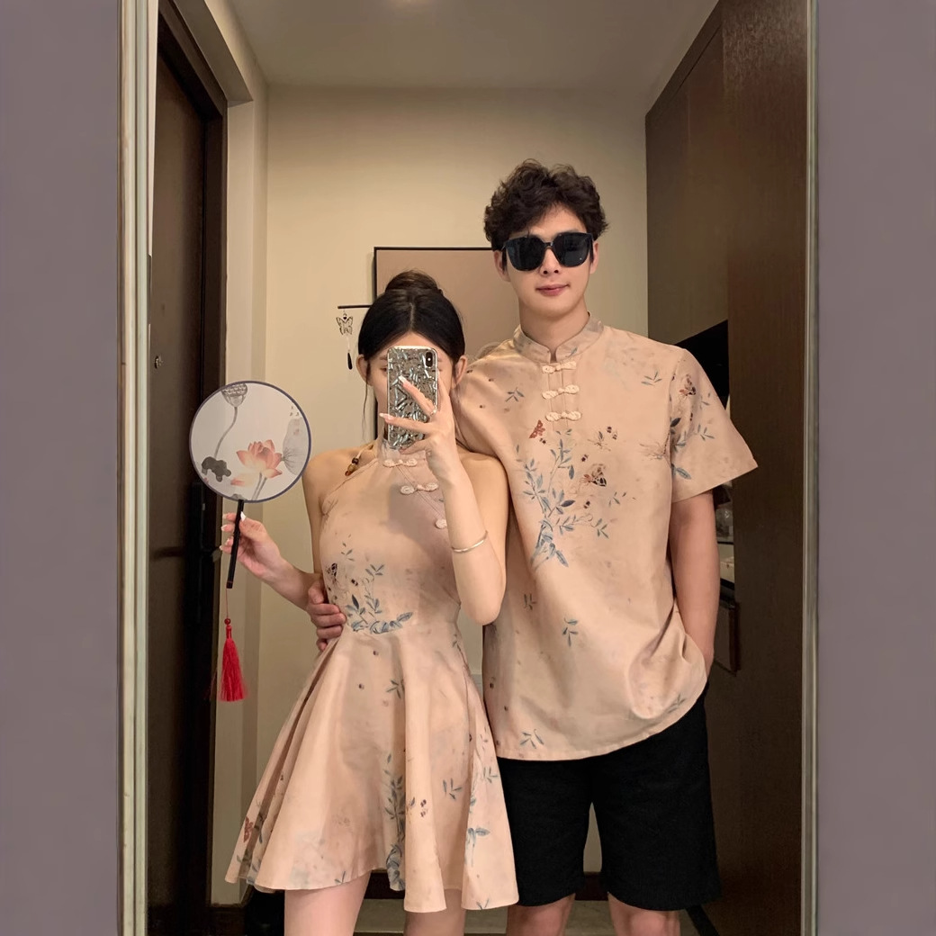 GUOFENG 커플의 여름 새로운 골동품 목 교수형 목 개선 된 버클 원피스 컬러 우아한 사이버 연예인 반팔 셔츠