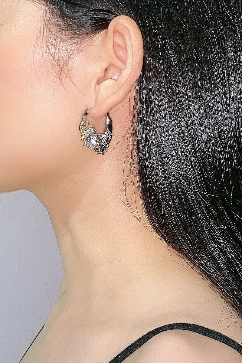 Retro Diamond-studded Crystal Melting Irregular Earring Wholesale Nihaojewelry display picture 2