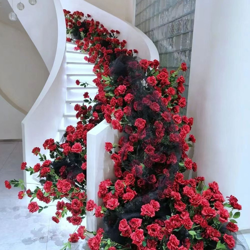 Simulación de rosas de tela de terciopelo único cascada de flores de pared de flores de diseño de fondo decoración de red rosas rojas