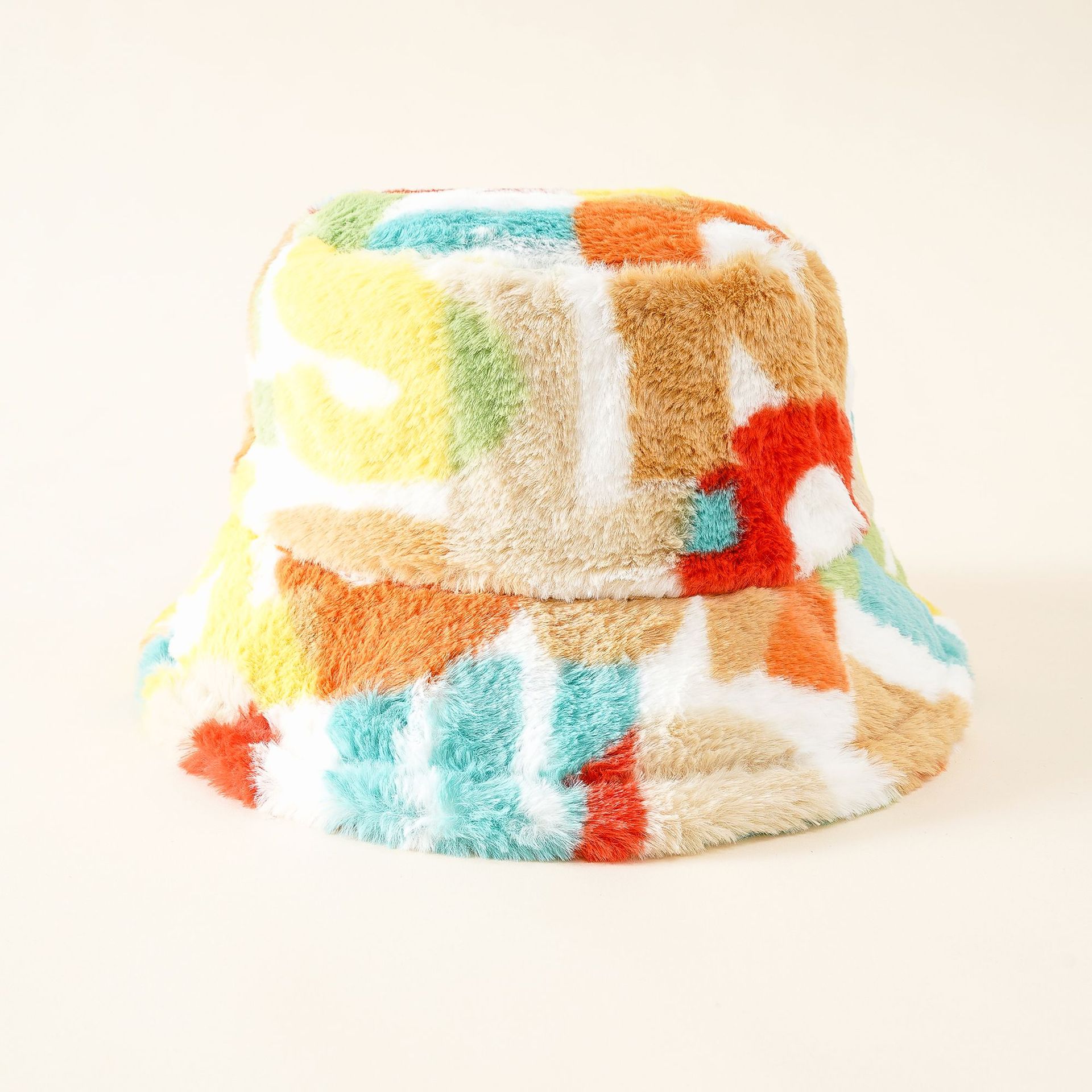 Corea del sur de moda carta de felpa sombrero de pescador hembra Otoño e Invierno cielo estilo occidental tiro de la calle engrosada cálida vaca cuenca marea sombrero