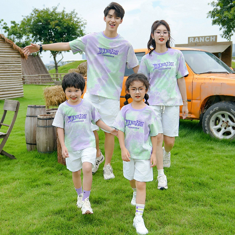 Новые семейные комплекты с коротким рукавом и эффектом тай-дай 2025 года для отпуска, повседневной летней одежды, выпускных в детских садах и начальной школе, униформа для мероприятий