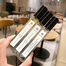 WARNKISS�{�L���ˮ���µ���־�����o�˅^õ��ɿ�Ůʿ��ˮ10ml