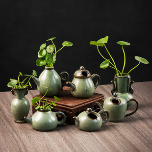 Creative Ceramic Small Vase Mini Small Flower Insert Copper Money Grass Water-raised Desktop Decorative Ornaments Hydroponic Green Glaze Bottle Zen