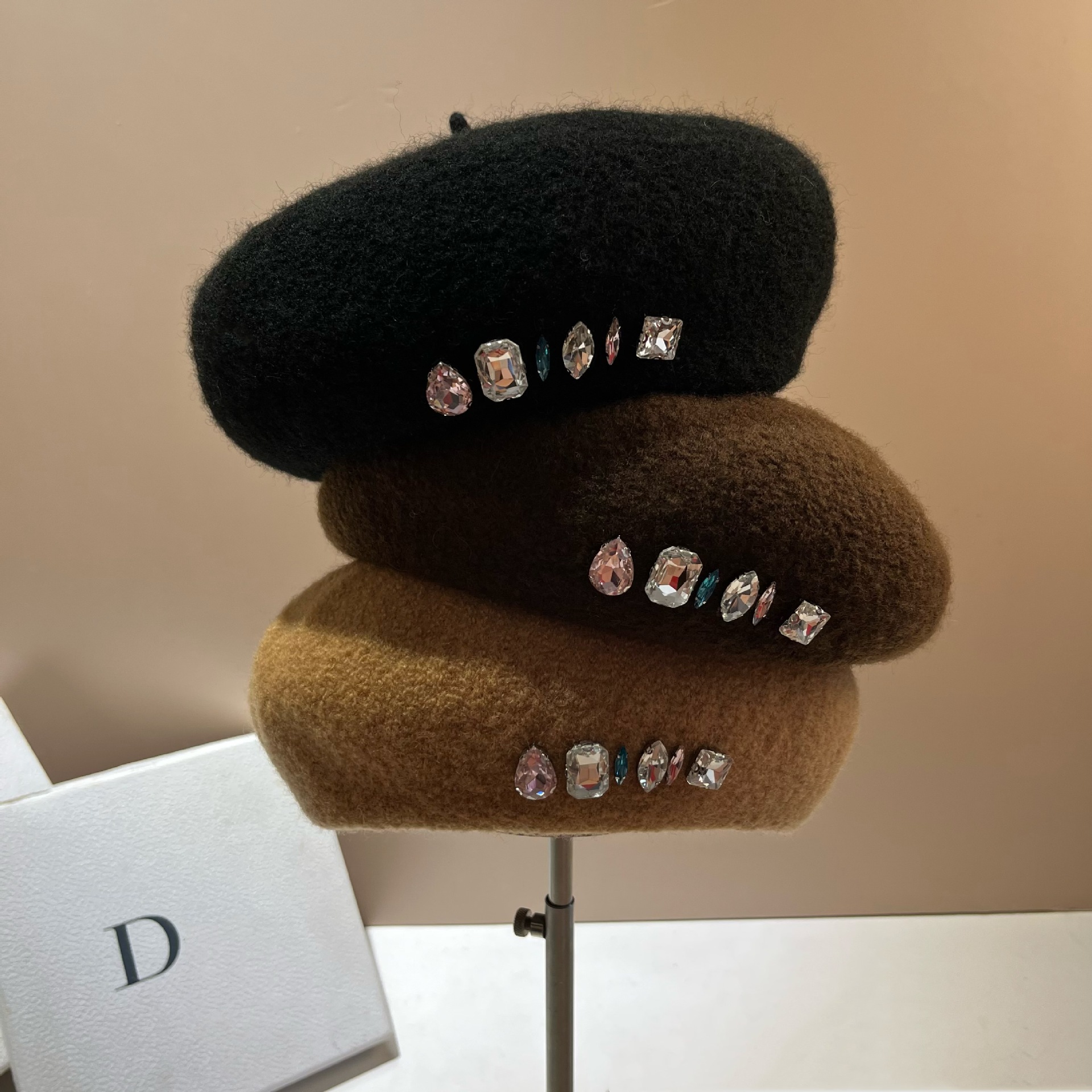 Maillard style wool beret autumn and winter new sweet little fragrant feng shui diamond painter trendy brand octagonal_voghion.com
