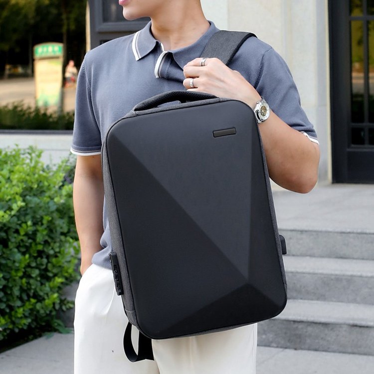 Universal capacious backpack