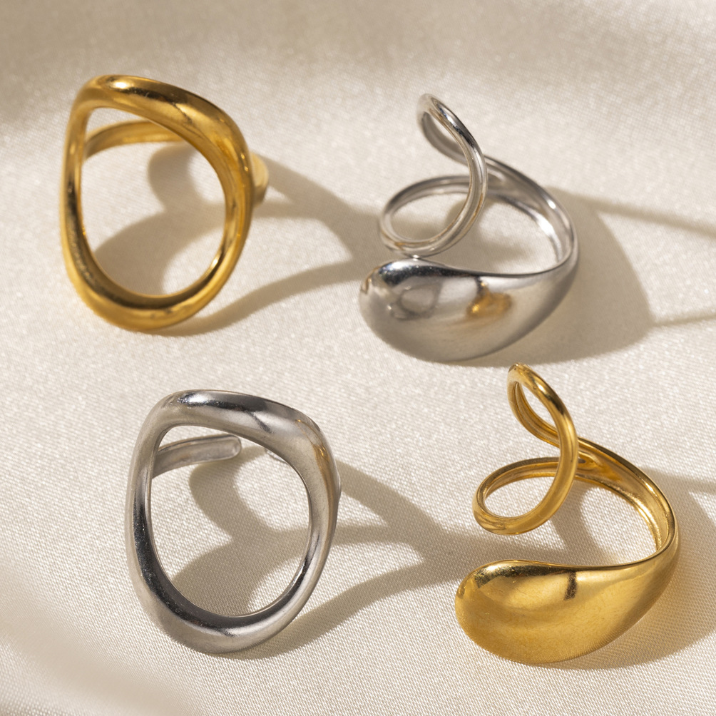 Anillo de acero inoxidable de forma especial europeo y americano de Tena, diseño de nicho femenino, anillo de acero de titanio de todo fósforo, joyería de lujo de alta gama ligera