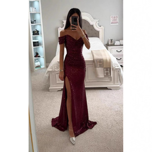 �羳���Q���NŮ�b����վ��]�Ըм��W�_������Y����Ƭ�B��ȹ�¿�