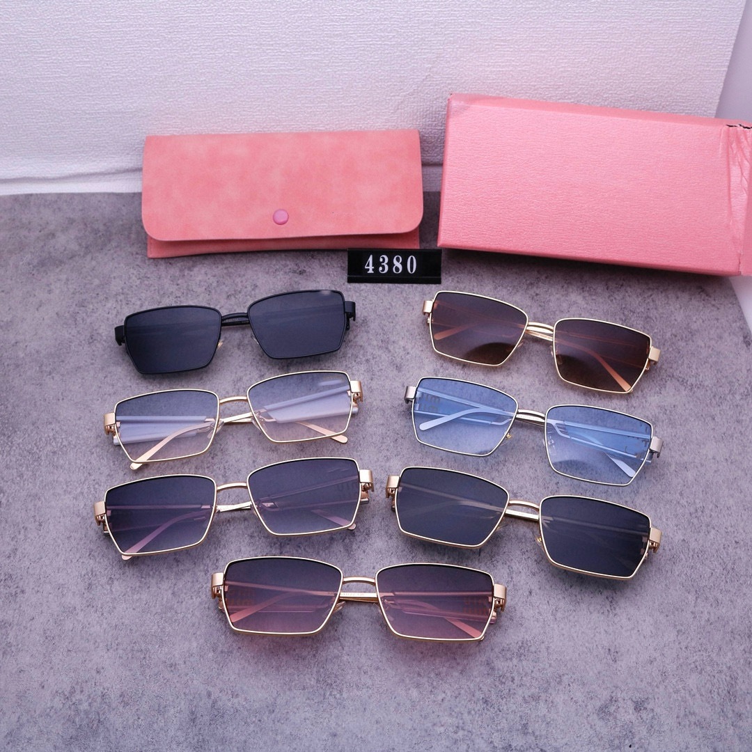 Neue 2024 Box Modische trendige Männer Frauen zeigen weiße und dünne Sonnenbrillen mit Advanced Sense_voghion.com