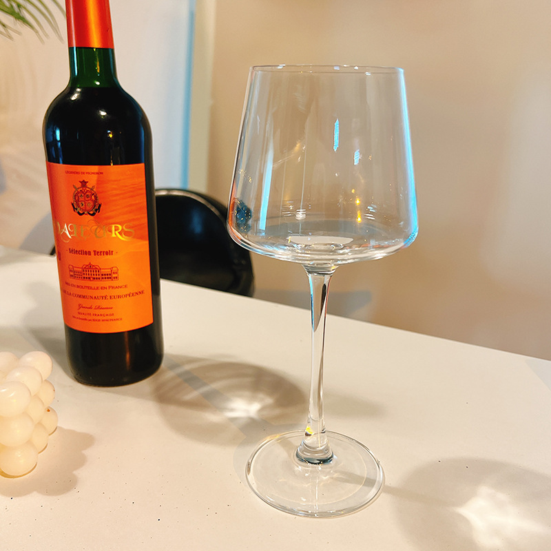 Taza de vino tinto ins Copa de vino de vidrio de Borgoña cuadrada Copa de cristal Personalidad creativa Copa de vino de lujo ligero