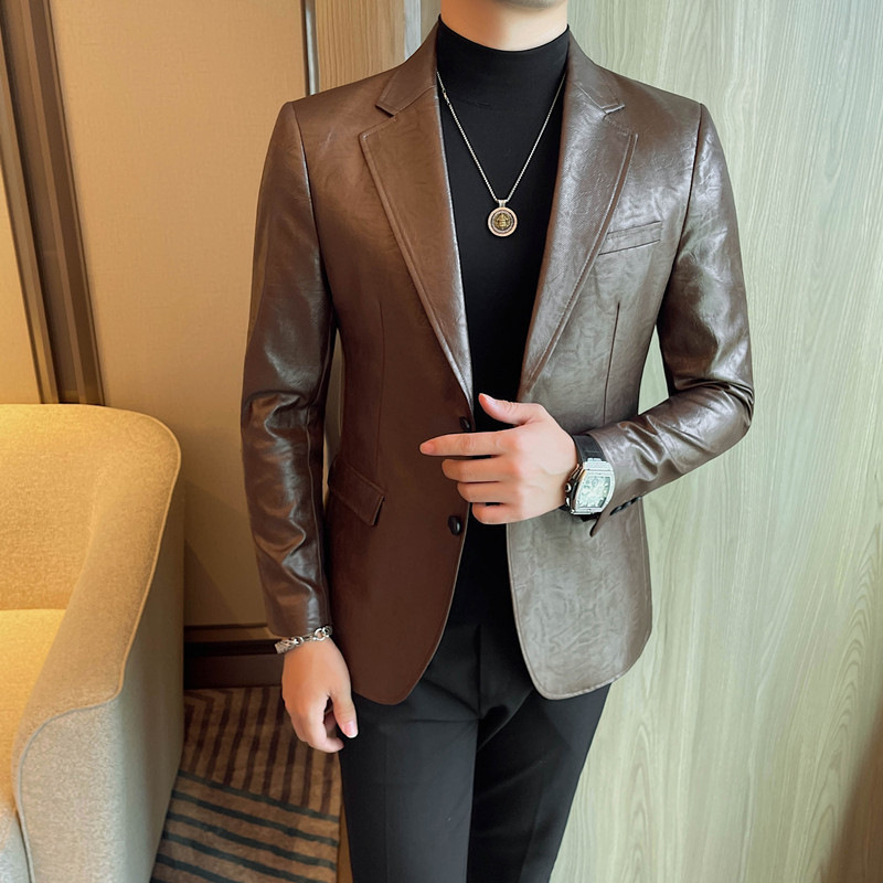 Demi-season polyurethane jacket