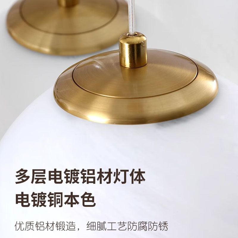 Lámpara francesa nube viento dormitorio nuevo estilo de crema ligera simple candelabro lámpara de red de vidrio invitados bola roja ahora
