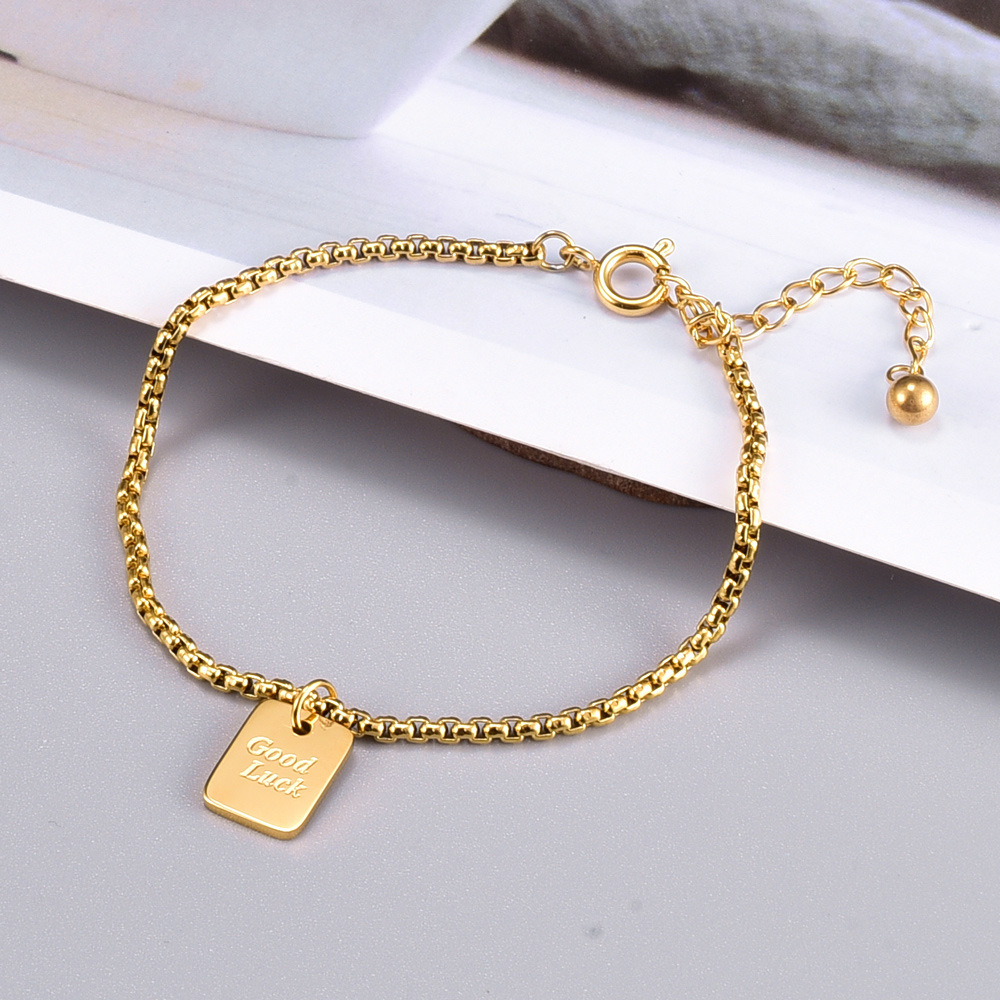 S03金色長方牌18K金色幸運通手鏈女短款設計感簡約冷淡風潮