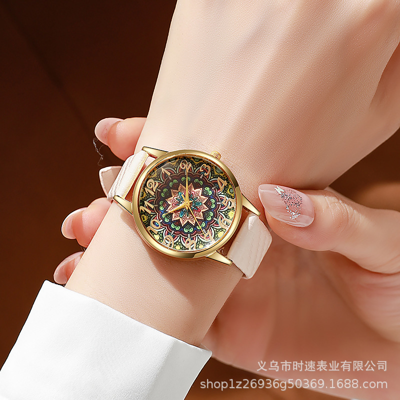 Summer Fashion Watch in Stock, Metal Round Case with Faux Shell Flower Pattern, Portable Small Gift, Women's Light Luxury Watch Summer Fashion Watch in Stock, Metal Round Case with Faux Shell Flower Pattern, Portable Small Gift, Women's Light Luxury Watch
