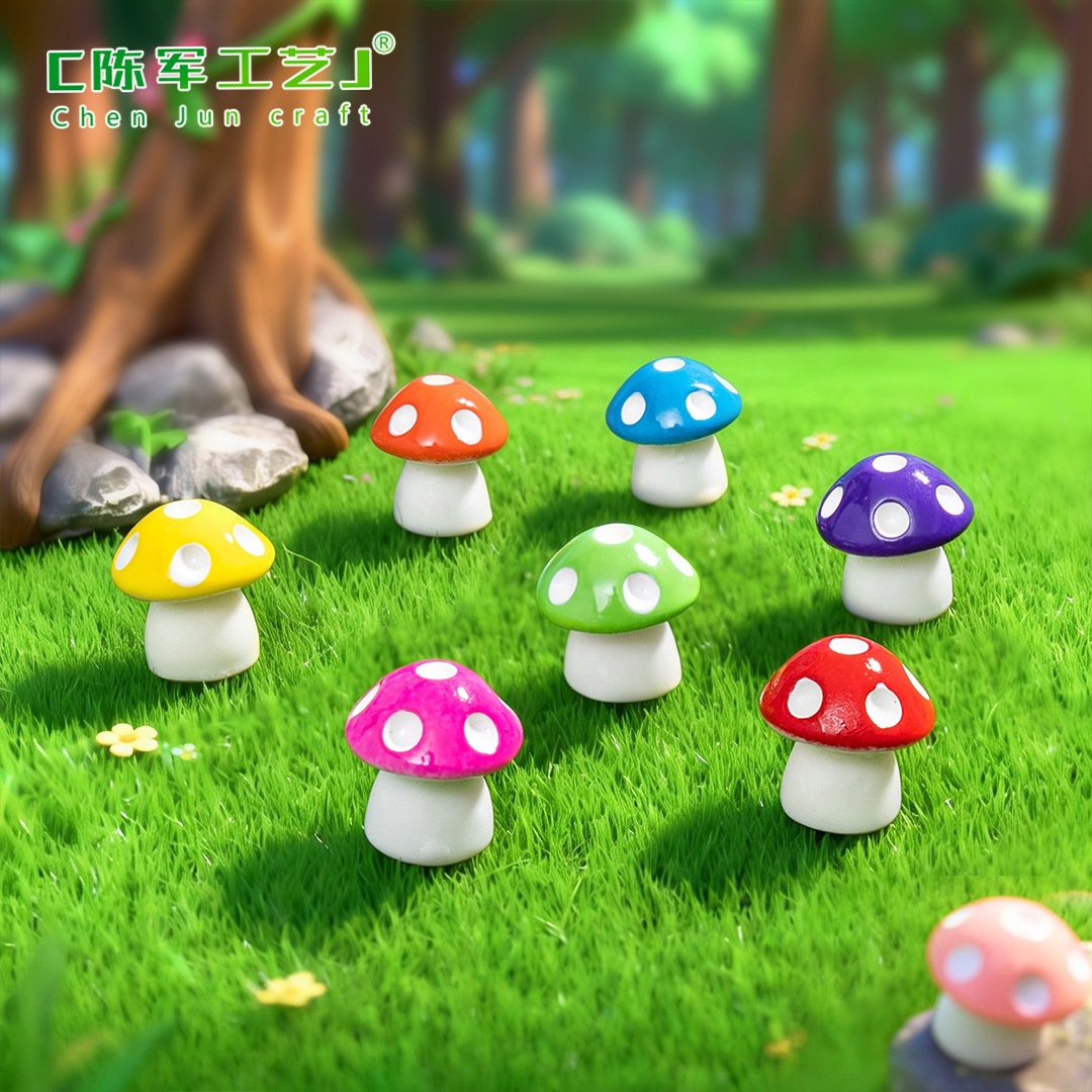 Mushroom and Moss Micro-Landscape Ornaments, Succulent Decorations, Eco-Bottle DIY Assembly Resin Ornaments, Medium Size 6 Pieces