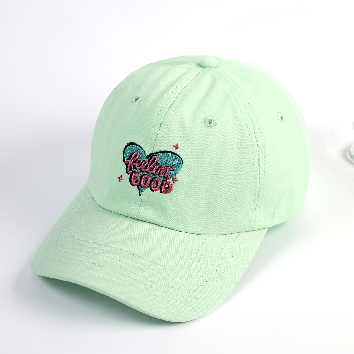 La primavera y el verano Delgado estilo coreano borde curvo amarillo claro casquillo enarbolado pareja masculina femenina bordado buen estilo gorra de béisbol moda