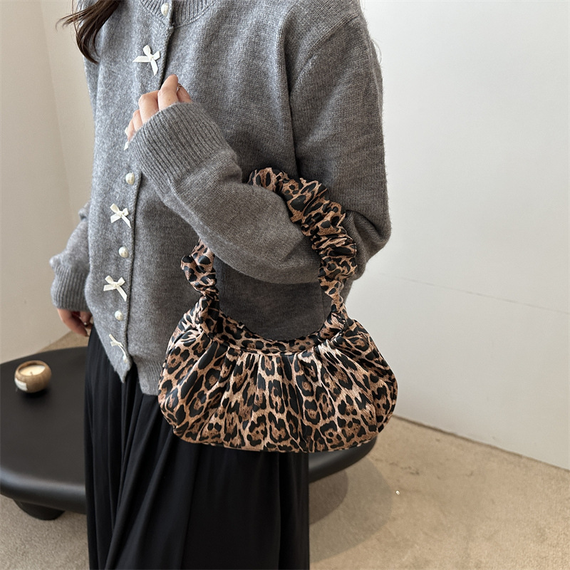 Bolso para mujeres 2024 nuevo bolso de moda leopardo cautivo de otoño gran capacidad de hombro bolso de brazo portátil