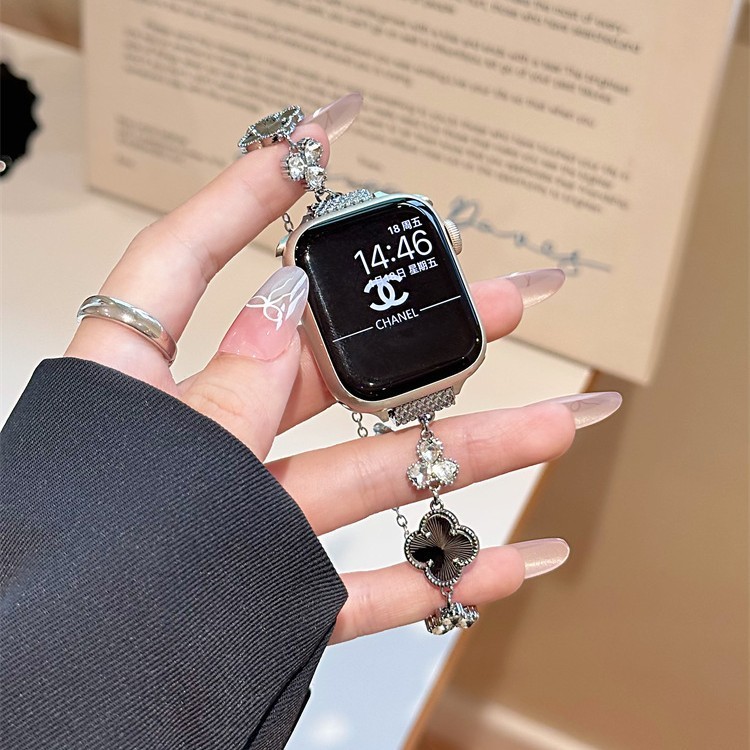 クローバー高級感ドリルチェーンはリンゴiwatch1098765世代se腕時計バンドの米華為GT5に適している|undefined