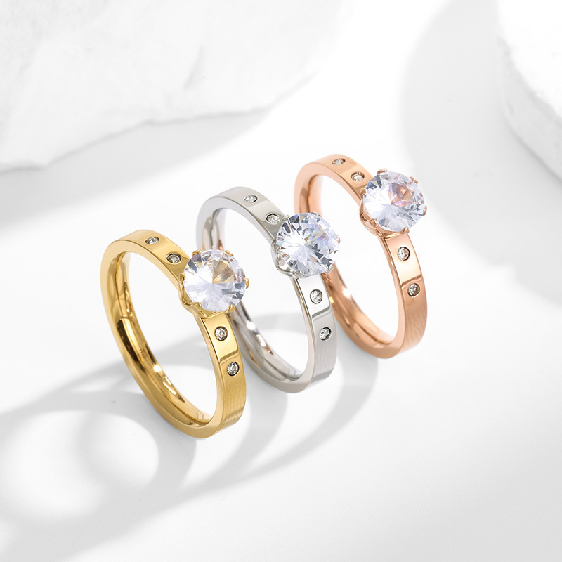 Manufacturer Wholesale Japanese and Korean Fashion Titanium Steel Six-Claw Rose Gold Ring Gift for Girlfriend Bracelet Zircon Index Finger Ring