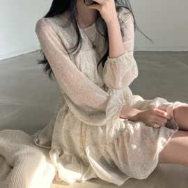 韩国chic早春小众圆领系带收腰微透泡泡袖褶皱感碎花连衣裙短裙女