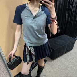 毒家正确版原标MU家26春夏新款拼色纽扣插肩短袖T恤短款上衣女装