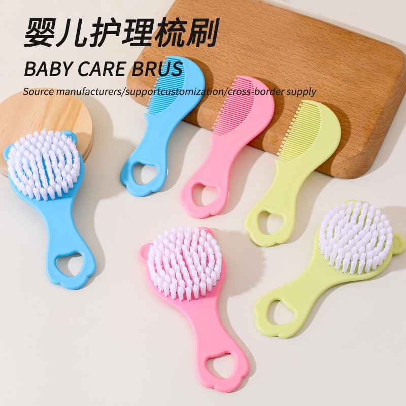 Juego de cepillos de peine de seguridad para bebés Combinación de cepillo de descalcificación para recién nacidos Peine de oso de dibujos animados para bebés al por mayor