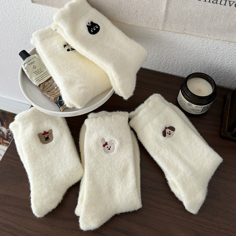 Snow Boots Socks for Women, Autumn and Winter Plush Thick Socks, Australian Velvet Thickeneded Warm Home Floor Socks, Sleep Socks, Winter