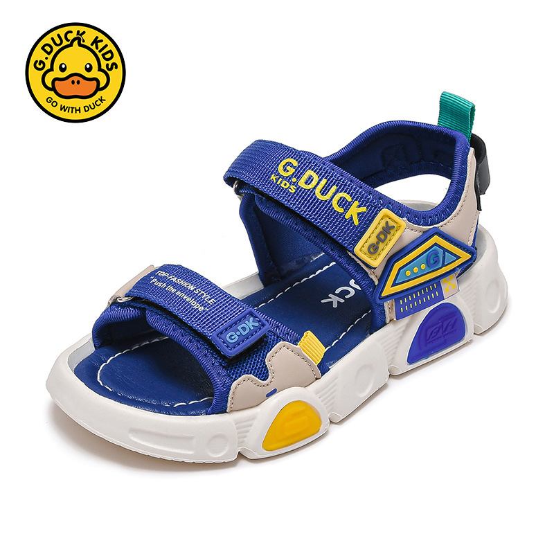 Zapatos para niños de patito amarillo 2025 verano nuevo estilo sandalias frescas de moda para niños pequeños y medianos zapatos de playa deportivos de ocio para niños