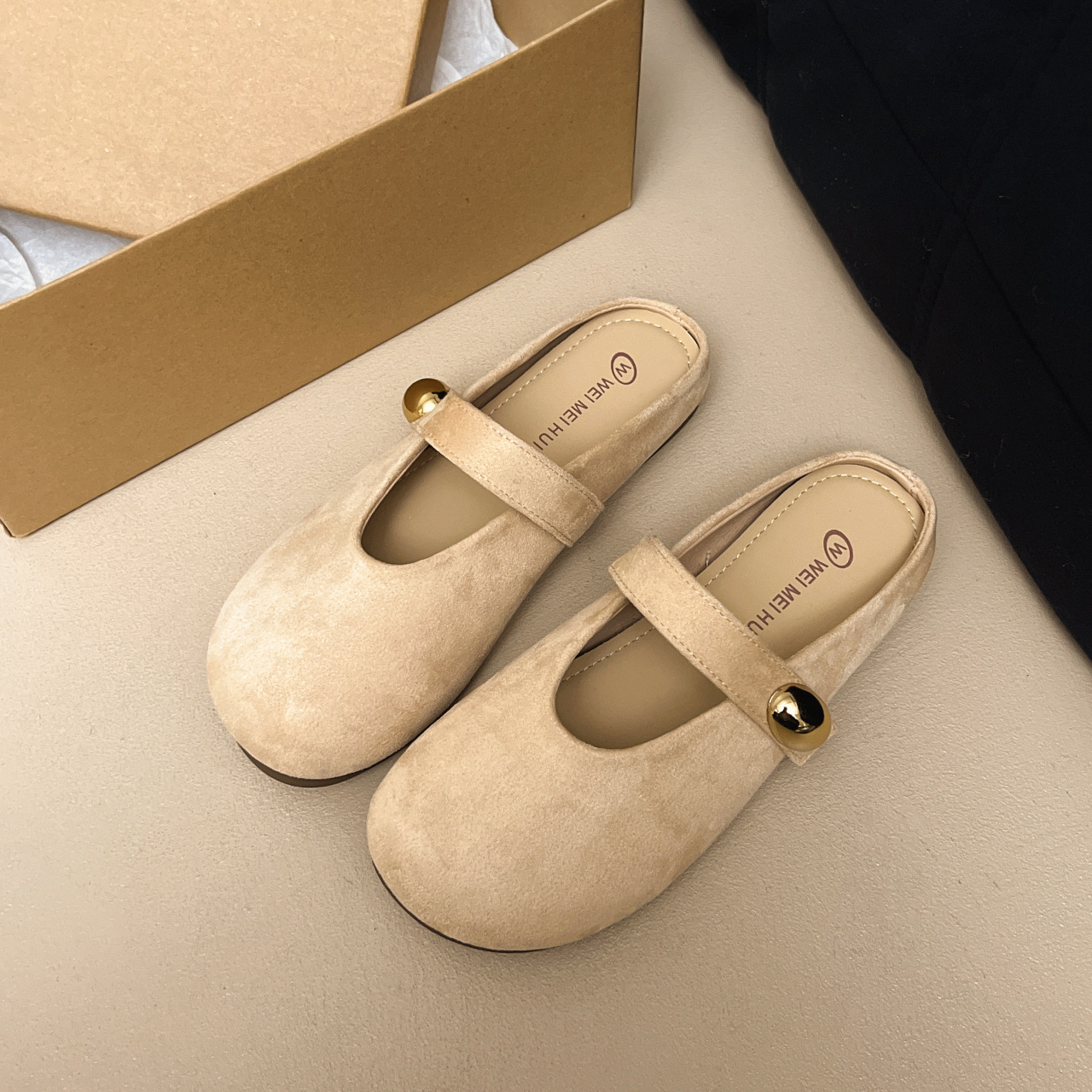 Retro matte slippers, 2025 years