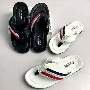 Fashionable Color-Blocked Woven Leather Flip-Flops for Men, Non-Slip, Anti-Odor, Lightweight Beach Shoes for Home and Outdoor Wear, Breathable