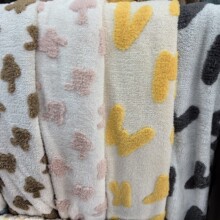 �pɫ��ĸ�Ứ���޽q���� �Ҿӷ�Ů�bЬñ�Ҽ��w̺����ë�q����