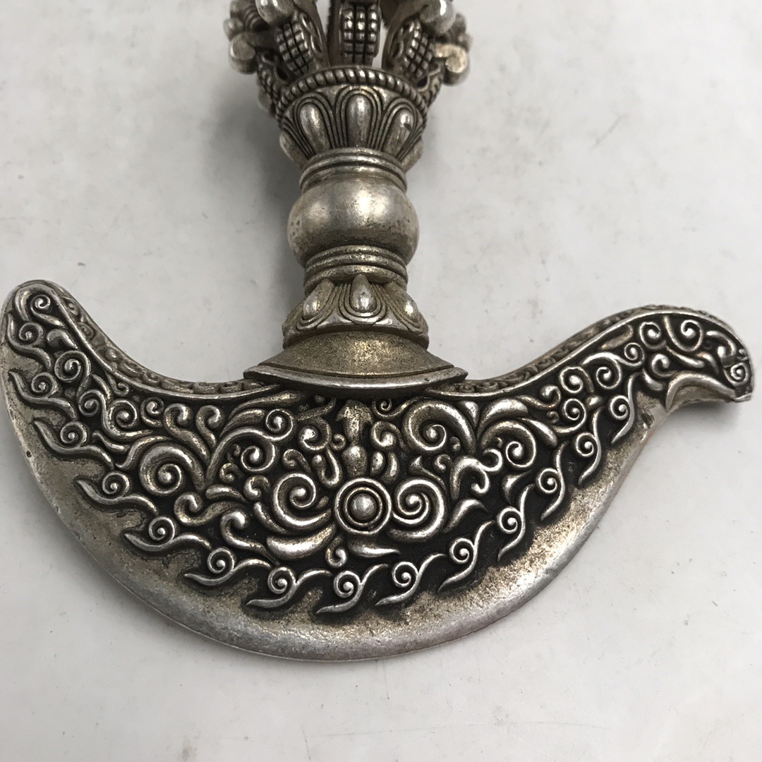 厂家批发仿古做旧白铜镀银金刚杵斧子尼泊尔杂项工艺品摆件