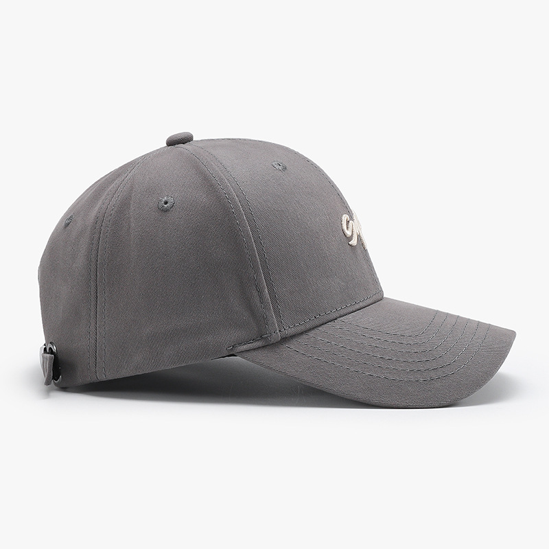 Dames baseball cap met brede rand voor lente en zonbescherming_voghion.com