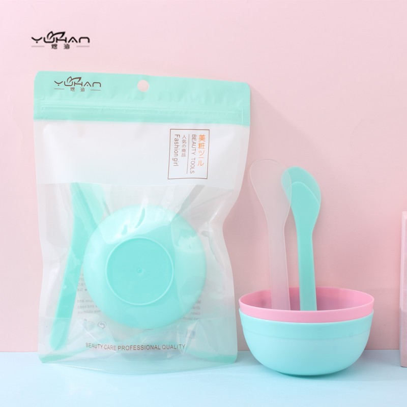 Juego de seis piezas de herramientas para mascarillas faciales Lamela: tazón, aplicador, brocha, cuchara para mascarillas, modelo 9064, mismo modelo que en salones de belleza.