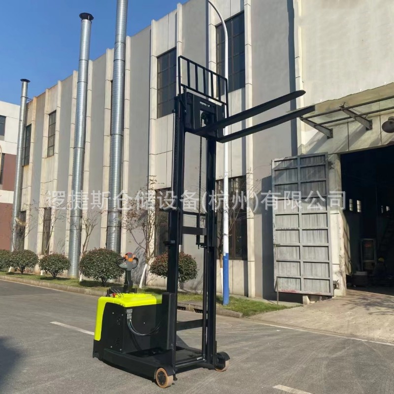 站驾式前移式叉车1吨-2吨堆高车液压搬运装卸车平衡重托盘铲车