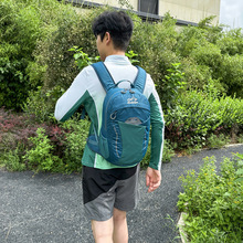拓路者户外轻量徒步背包男女耐磨登山包旅行22L升防泼水双肩背包