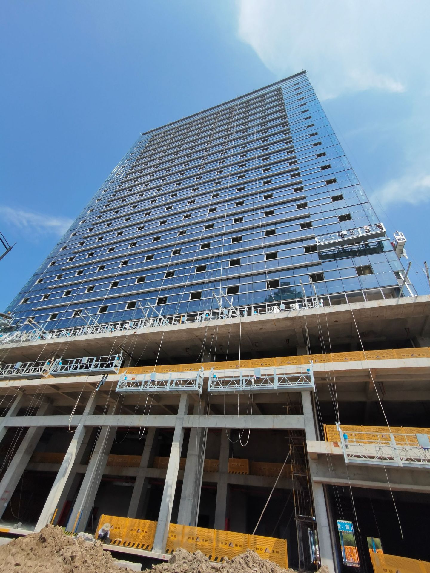 盐城外墙施工吊篮出售,6米电动吊篮厂,汇洋热镀锌吊篮规格