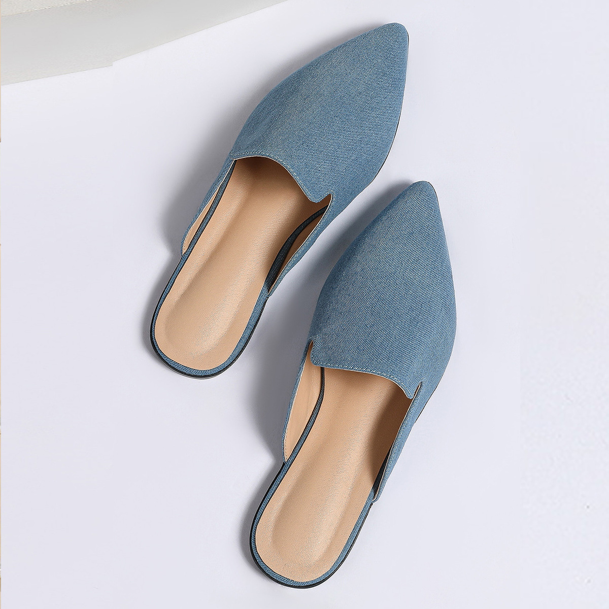 Naiste lamedad sussid Mugleri kingade ja poolsandaalidega_voghion.com