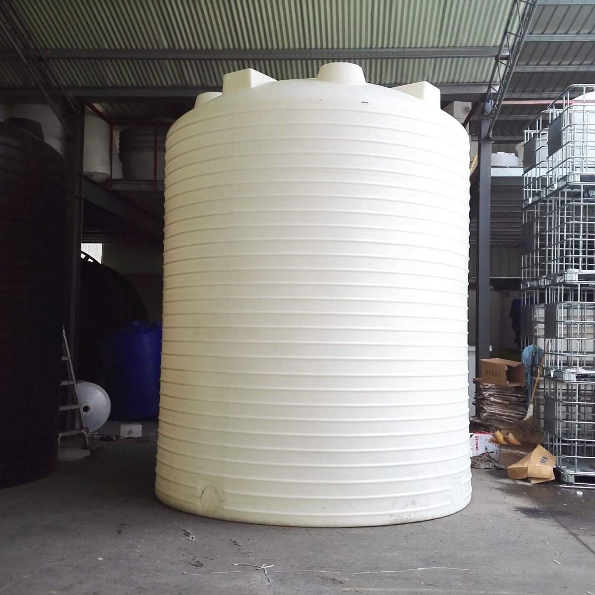 厂家6吨塑料桶/6立方PE桶/6吨塑料水箱/6吨PE罐