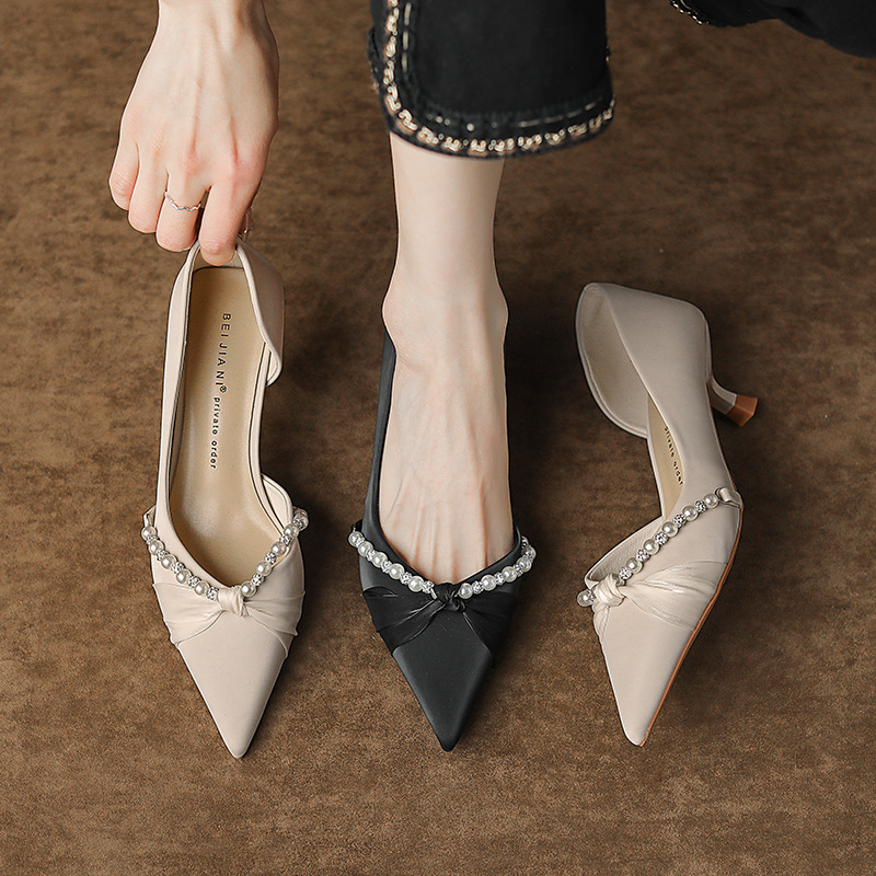 339-32 Temperamento signorile in raso tacchi alti da donna scarpe a spillo con perle nuove scarpe da sposa stile cinese scarpe da damigella d'onore_voghion.com