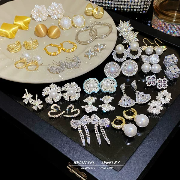 Korean Style Pearl Zircon Earrings for Women, High-End, Light Luxury, Exquisite and Cute Earrings, Versatile Butterfly Flower Earrings