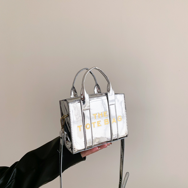 2023 bolsa transfronteriza Comercio exterior nuevo popular brillante pequeña bolsa de mano carta impresa bolso de hombro bolsa de mensajero