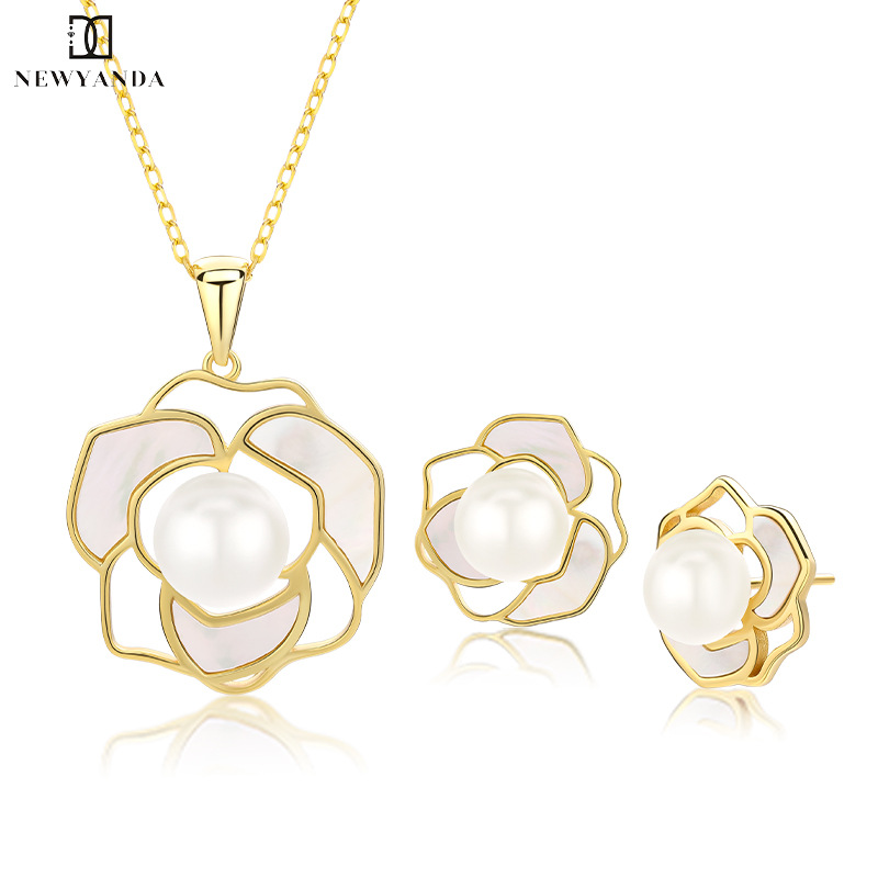 新款歐美山茶花套裝S925純銀珍珠白母貝項鏈耳釘女設計小香飾品